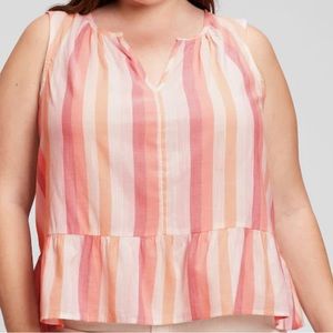 NWT Gap Sleeveless Peplum Top
